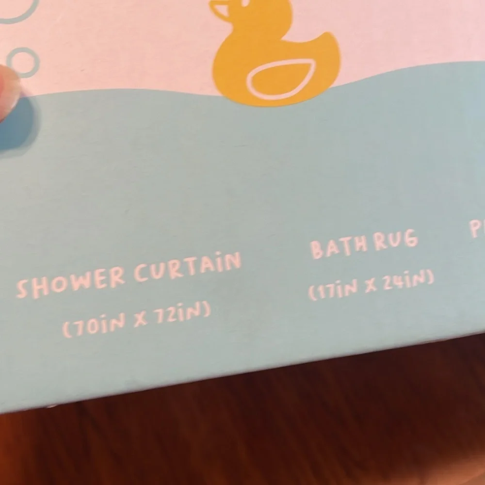 copy 🌸NWT BUMBLE BEE Bath Co 17 piece kids bath set